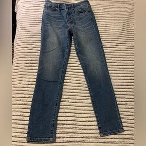 Abercrombie and Fitch super skinny ankle jeans